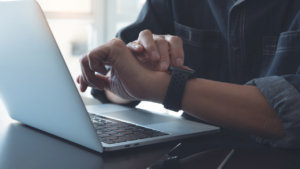 「フレックスタイム制の導入について」のアイキャッチ画像