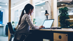 「固定（定額）残業代の有効性判断について」のアイキャッチ画像