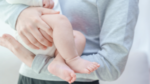 「育休中の社会保険料免除と手取り収入の変化ついて」のアイキャッチ画像