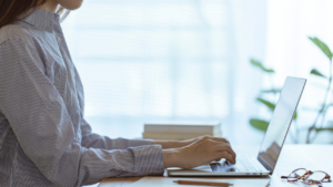 「正社員の短時間勤務制度の導入・拡大」のアイキャッチ画像